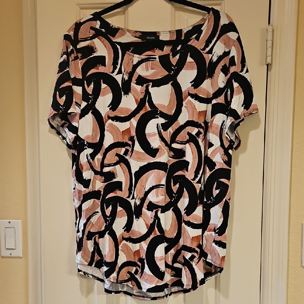 Alfani Graphic Blouse White Black Relaxed